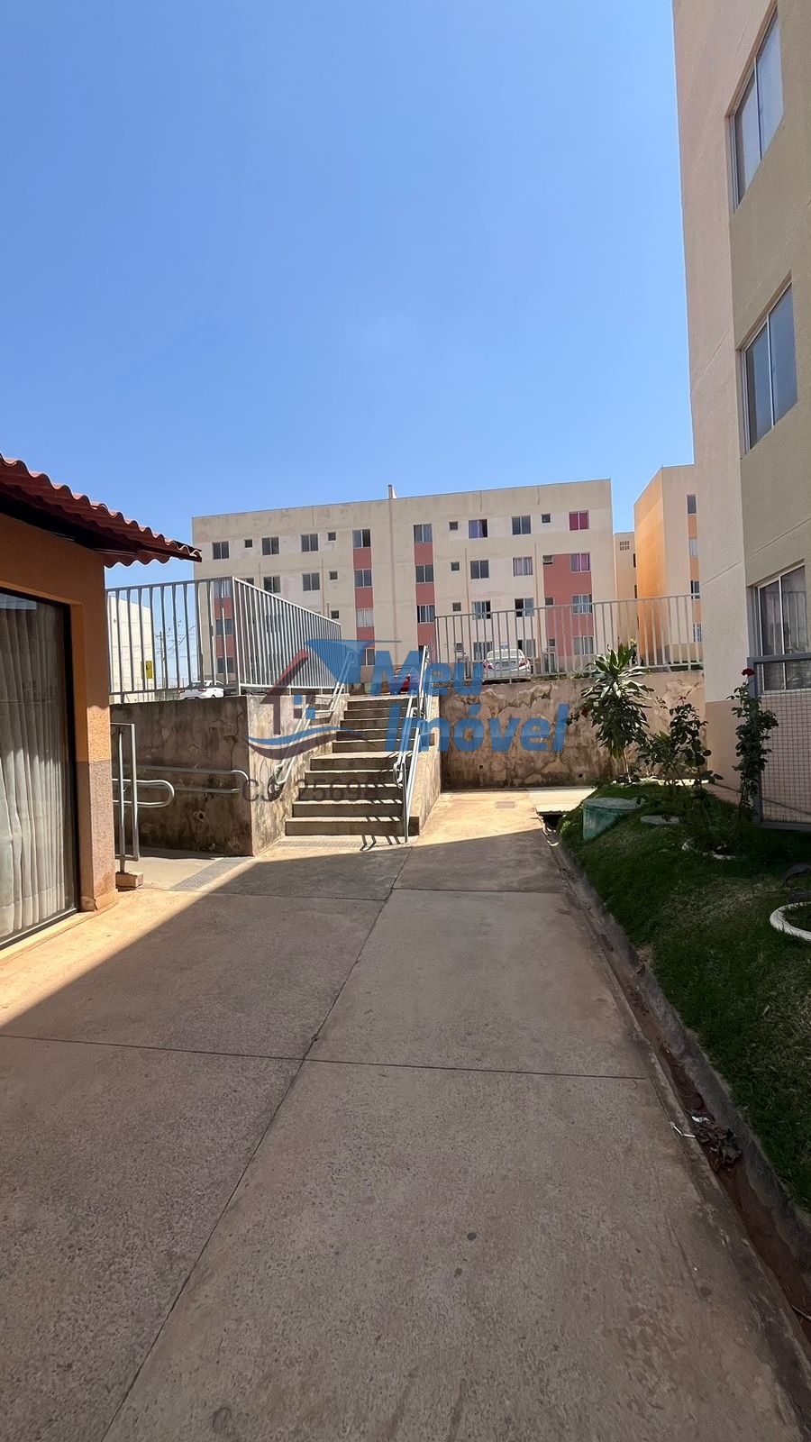 Residencial ville luziânia apto 2 quartos 1 vaga 45m² piso e