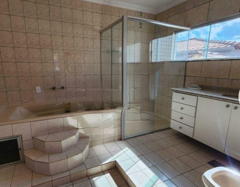 QND 58 Casa Sobrado 6 Quartos 6 Suítes 5 Vagas 360m² Nascente Piscina Reformada
