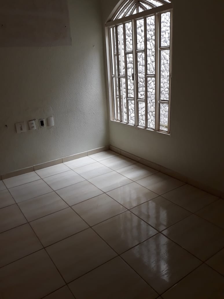 Qsd 49 taguatinga sul casa de laje 3 quartos 300m² 5 vagas e