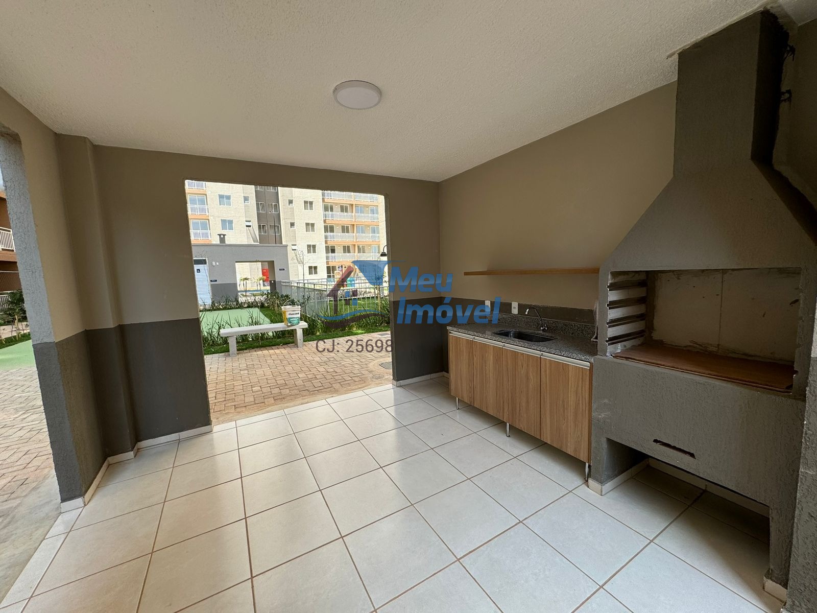 Quadra 301 Res Horizonte Samambaia Sul Venda 2 Quartos 49m² 1 VG Varanda