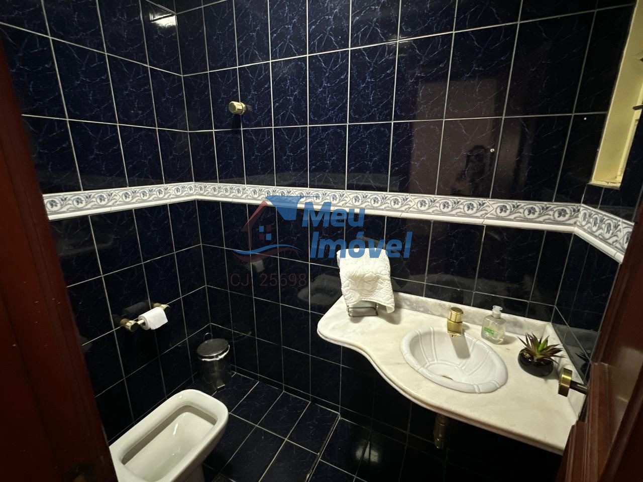 Arniqueiras Casa 6 Quartos 6 Suítes 600 m² Closet Banheira Jardim de Inverno
