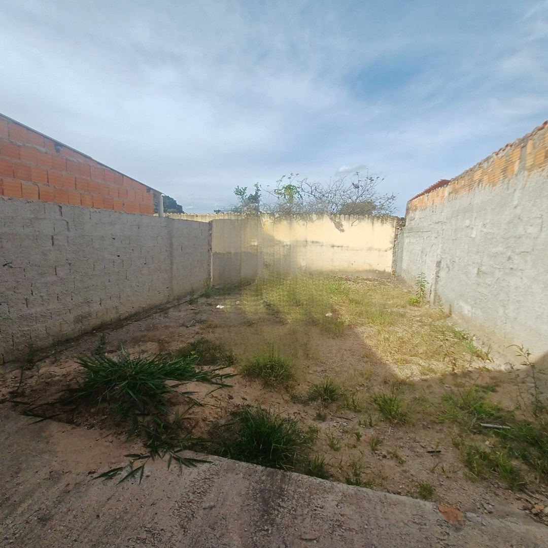 Santo Antônio do Descoberto Casa 2 Quartos Sala Cozinha 65,63m² Área de Serviço
