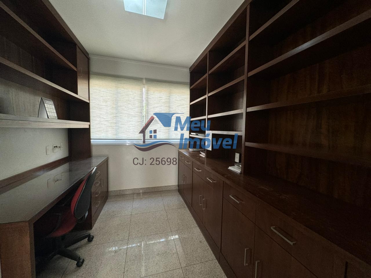 SHIGS 713 Asa Sul Casa 4 Quartos 4 Suítes 8 Vagas 493m² Closet Área de Lazer