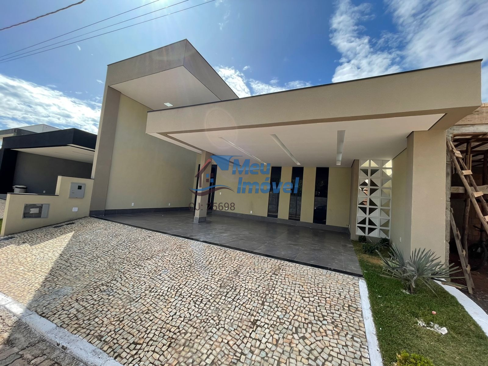 Sha conjunto 4 arniqueiras casa sobrado 4 quartos 4 suítes a