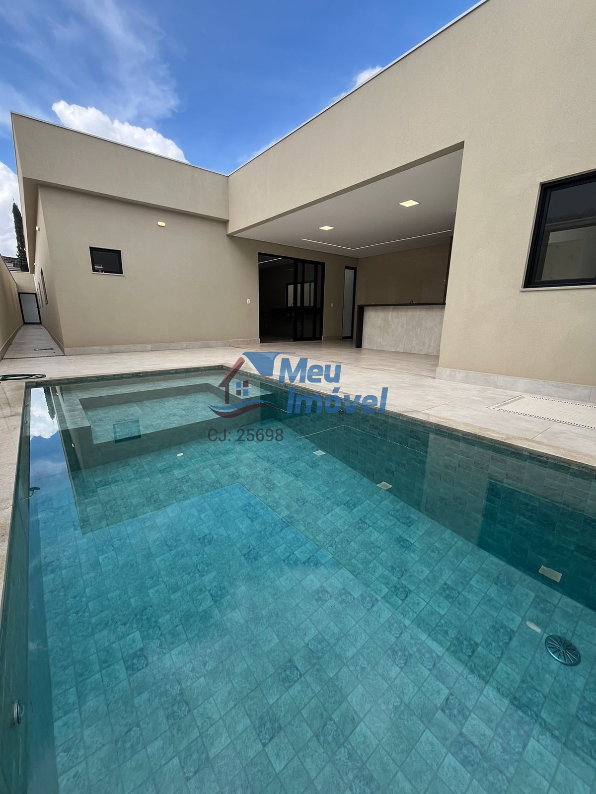 Rua 12 Vicente Pires Casa 4 Quartos 4 Suítes Closet 400 m² Churrasqueira