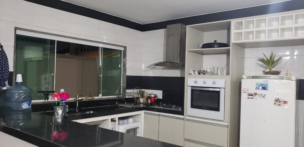 Casa, 4 quartos, 249 m² - Foto 10
