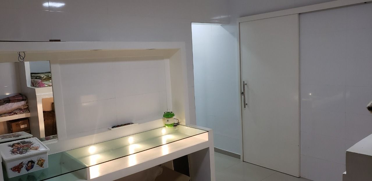 Casa, 4 quartos, 249 m² - Foto 20