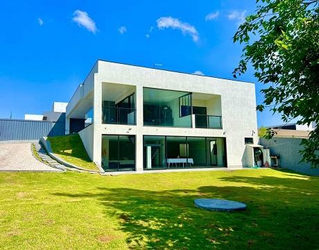 SHA Conjunto 4 Arniqueiras Casa Laje 3 Quartos 3 Suítes 4 Vagas 600 m² Cessão