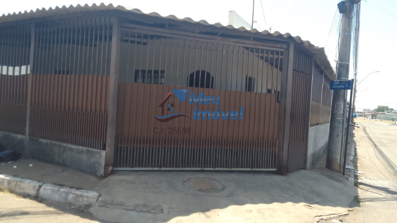 QR 512 Samambaia Sul Casa 3 Quartos 2 Suítes 2 Vagas 108m² Área de Serviço