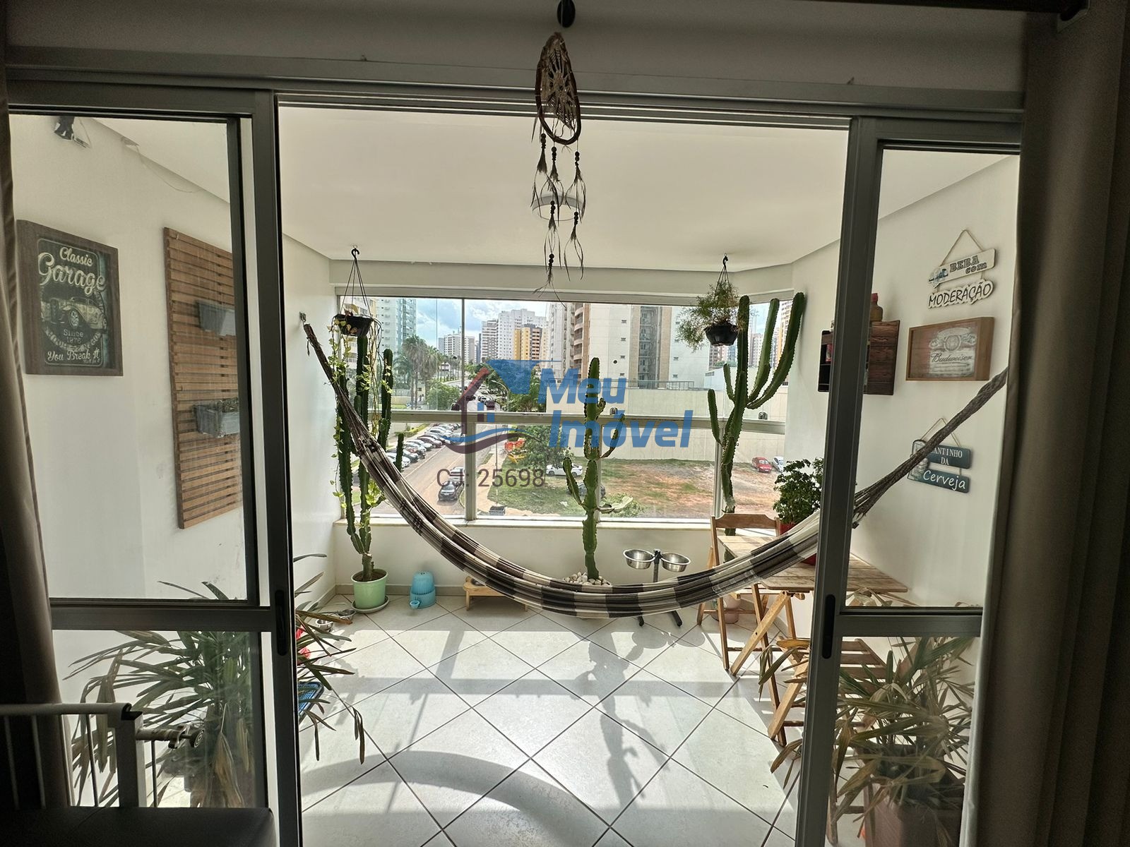 Quadra 201 Imprensa I 2 Quartos 1 Suíte 2 Vagas 78m² Armários Área de Serviço