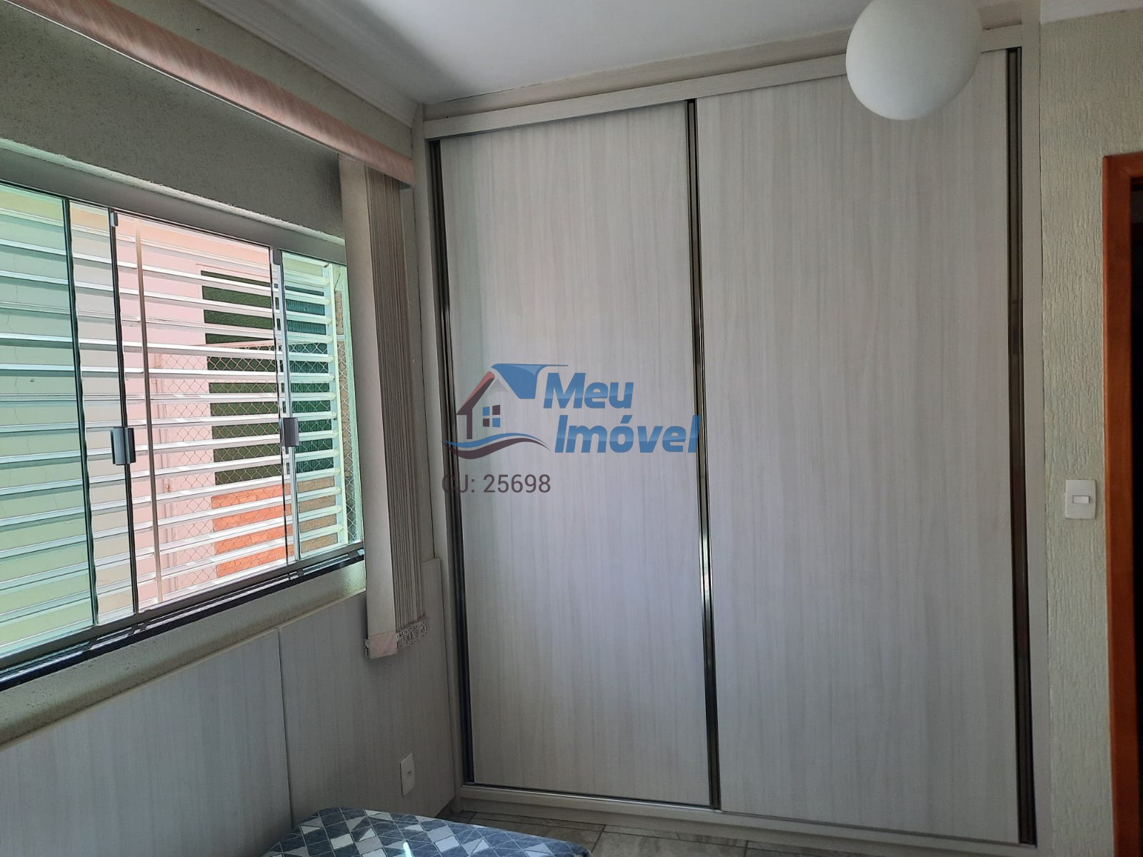 Área comercial 900m² jardim oriente valparaíso casa 3 quarto