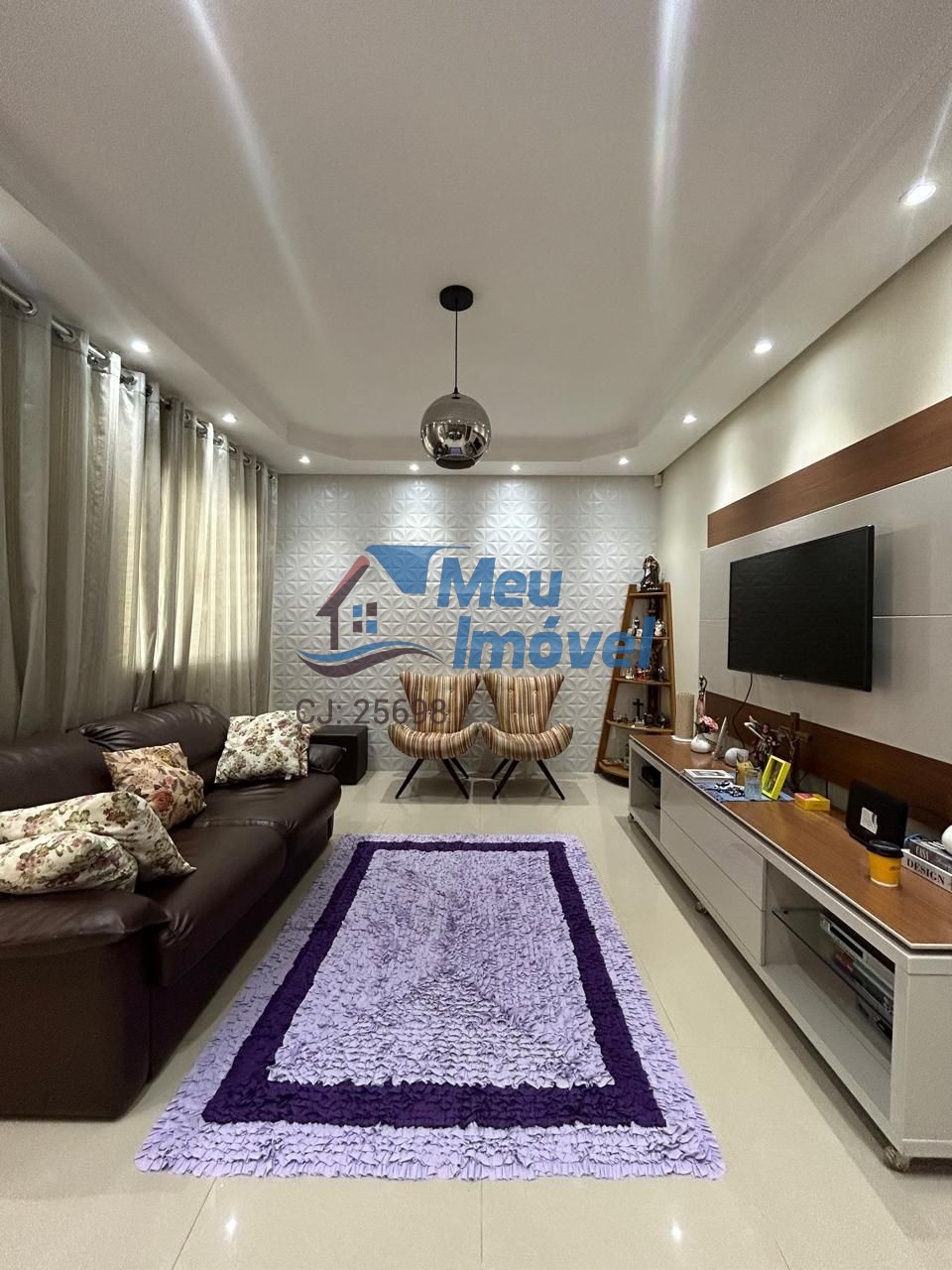 QR 212 Casa Samambaia Sobrado 4 Quartos c/ 2 Suíte 3 Vagas 120 m² churrasqueira