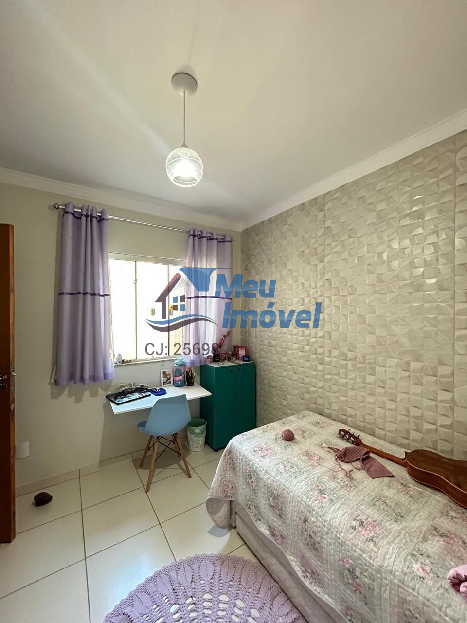 QR 212 Casa Samambaia Sobrado 4 Quartos c/ 2 Suíte 3 Vagas 120 m² churrasqueira