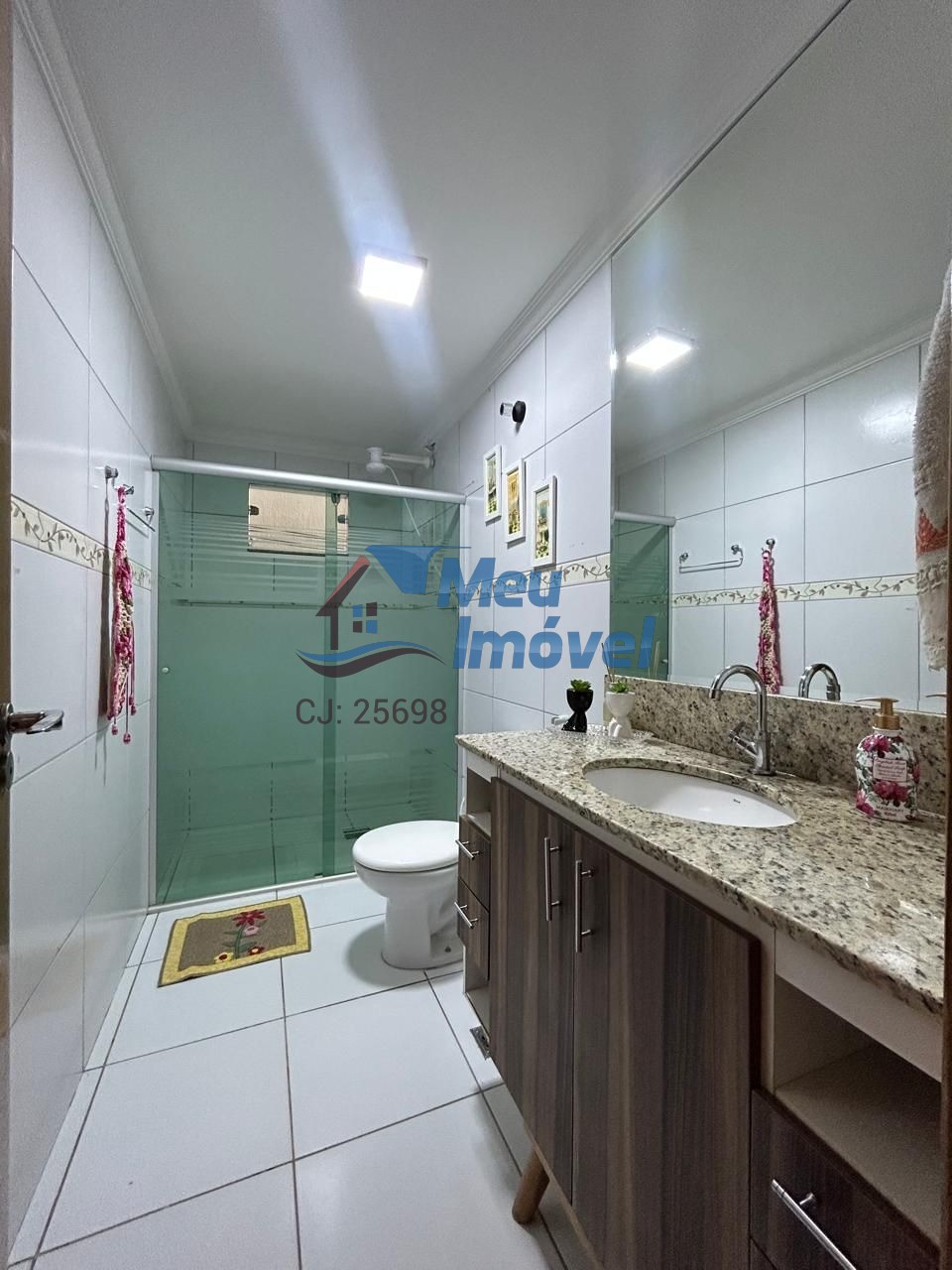 QR 212 Casa Samambaia Sobrado 4 Quartos c/ 2 Suíte 3 Vagas 120 m² churrasqueira
