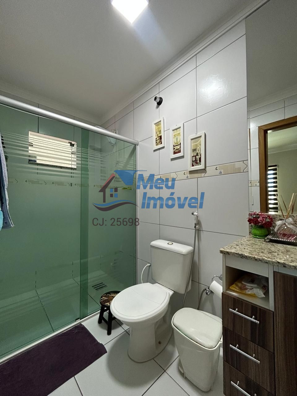 QR 212 Casa Samambaia Sobrado 4 Quartos c/ 2 Suíte 3 Vagas 120 m² churrasqueira