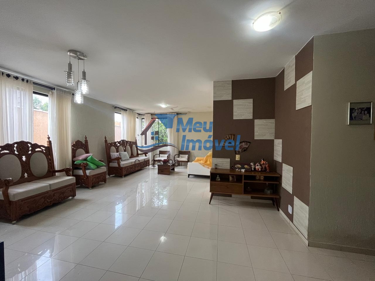 QSC 19 Primavera Casa 4 Quartos 2 Suítes 380m² 7 Vagas Escritura Piscina Hidro
