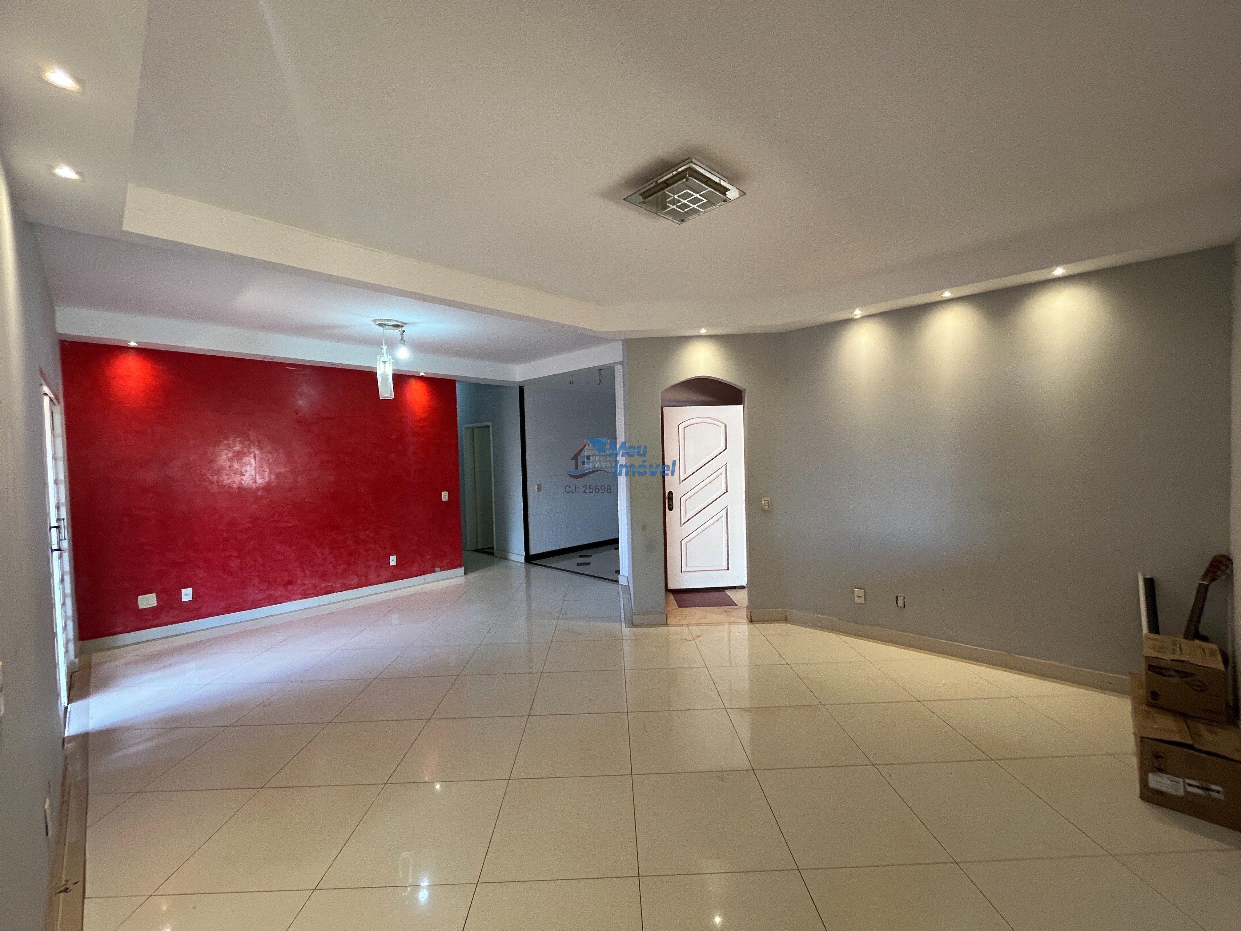 Casa, 3 quartos, 230 m² - Foto 1