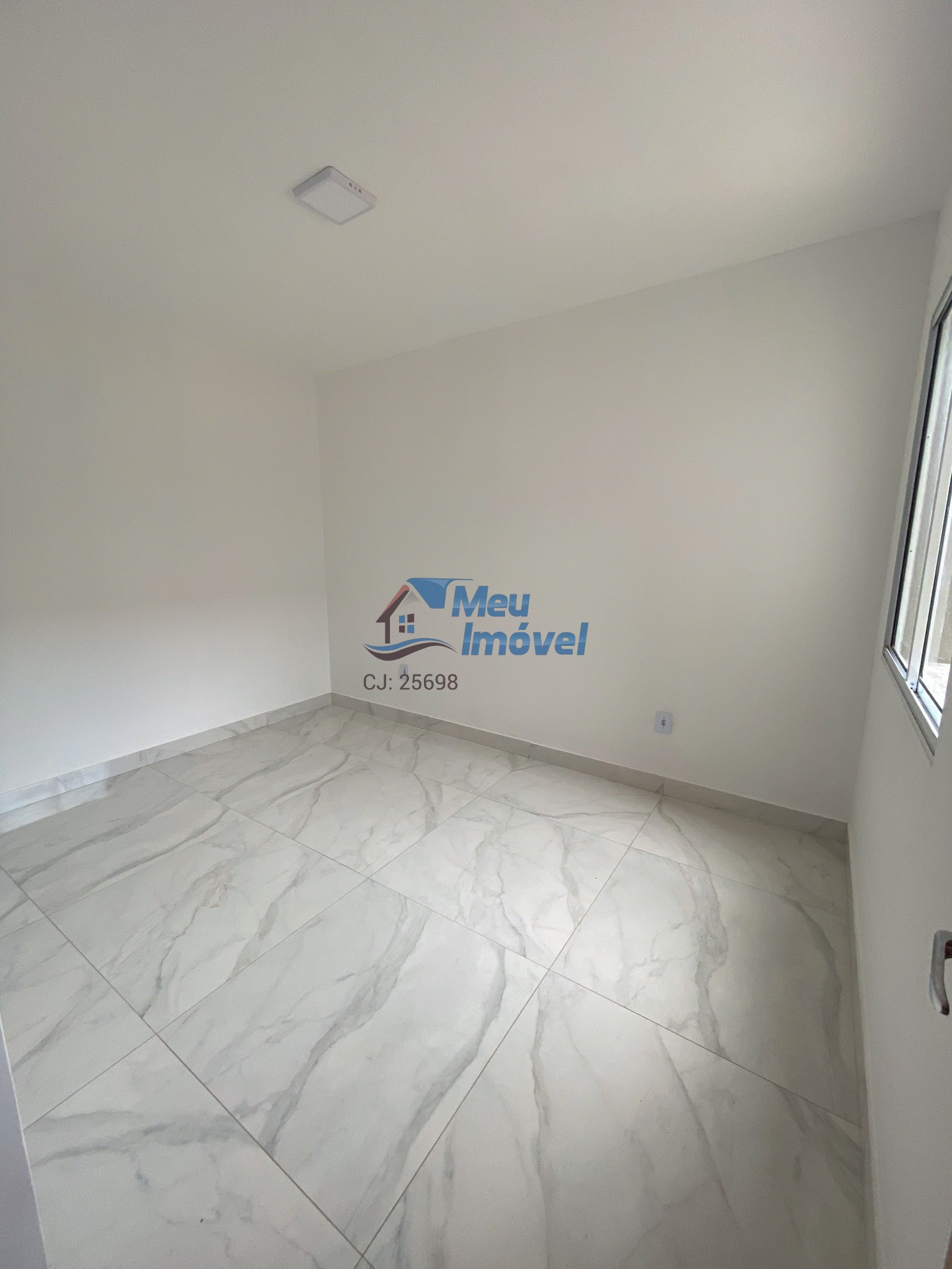 Residencial Veneza Samambaia Sul APTO 2 Quartos 1 Vaga 48m² Hall Bicicletário