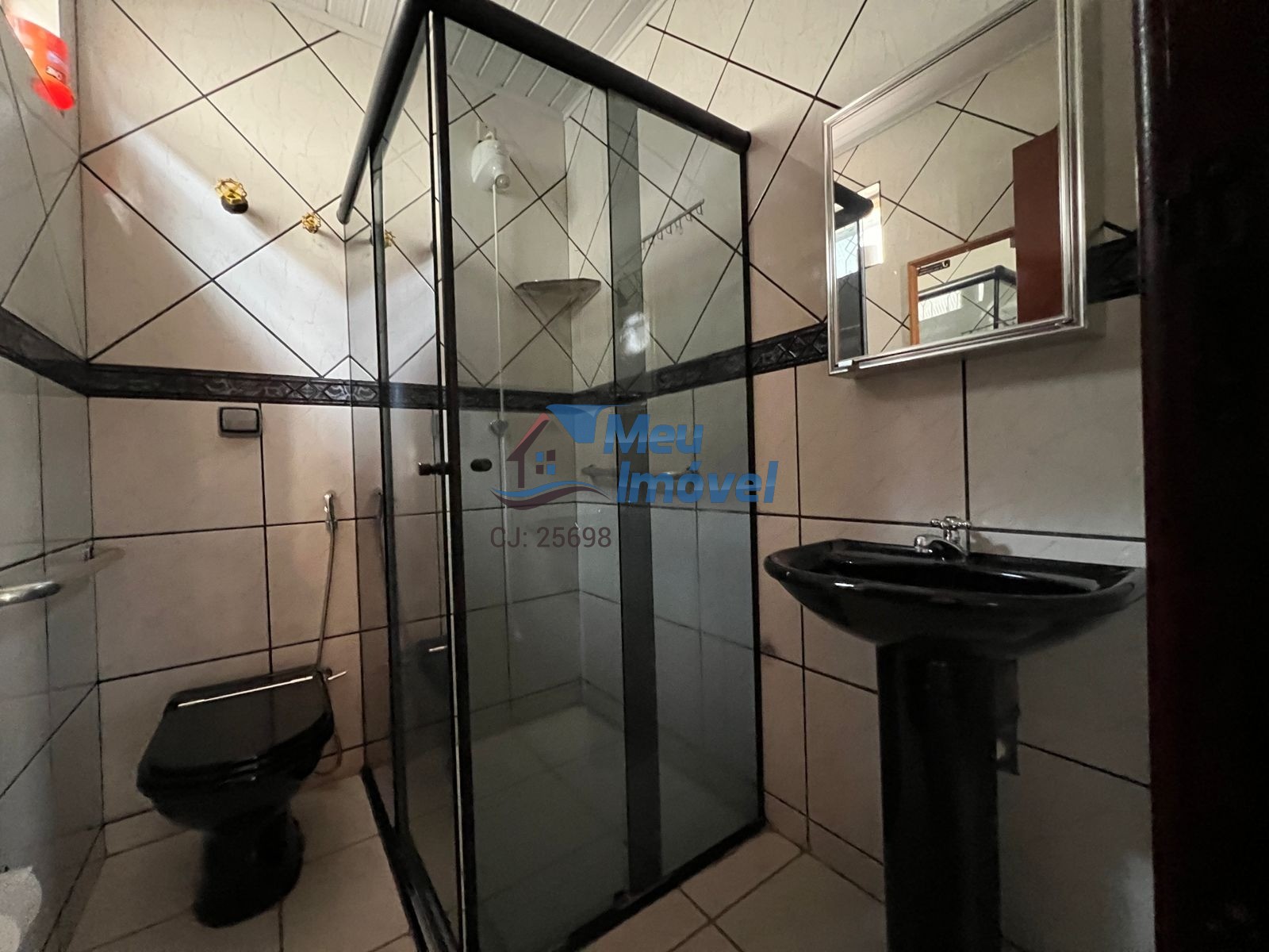 Rua 3 c vicente pires casa 3 quartos 6 vagas 800m² área de s