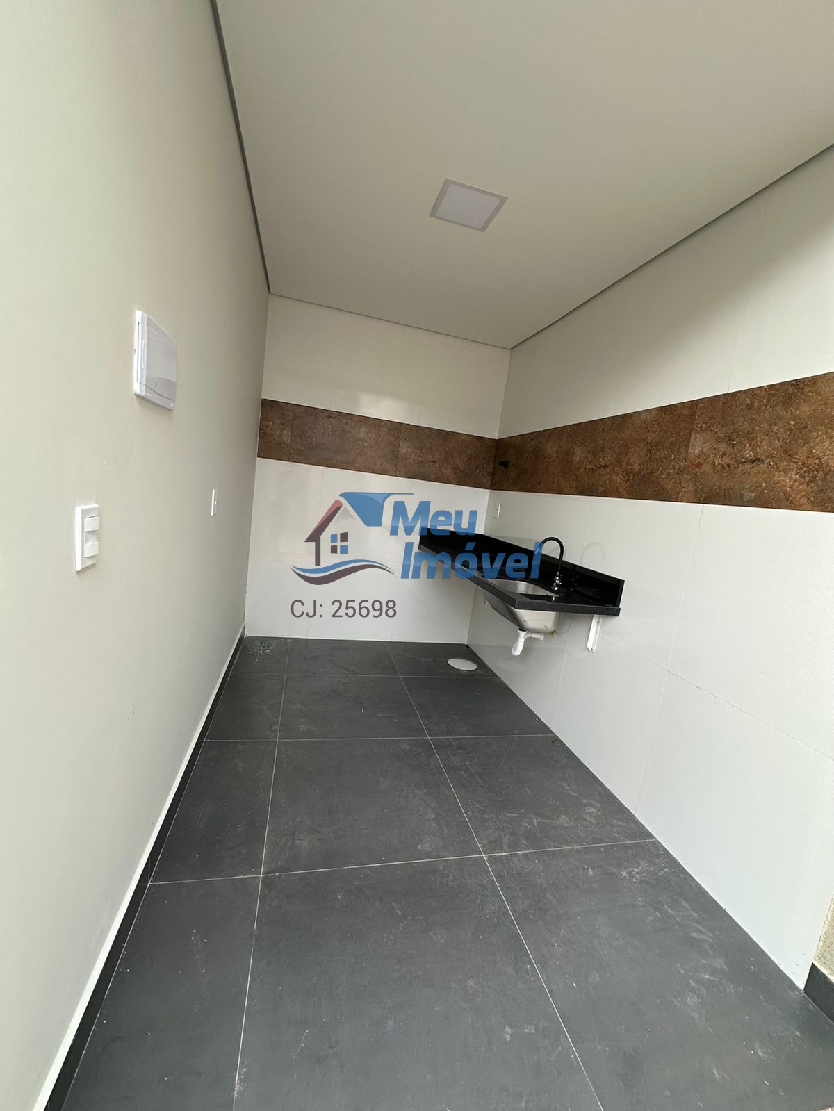 Rua 8 Vicente Pires Casa 4 Quartos 3 Suítes 4 Vagas 400m² Piscina Churrasqueira