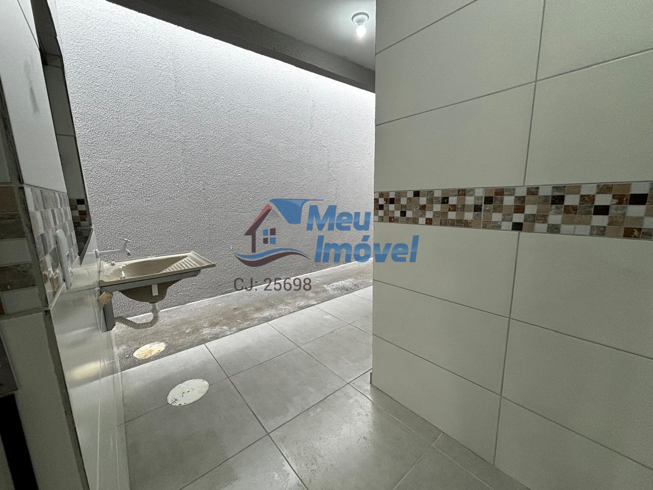 Parque Alvorada Luziânia Casa 2 Quartos 3 Vagas 70m² Área de Serviço Granito