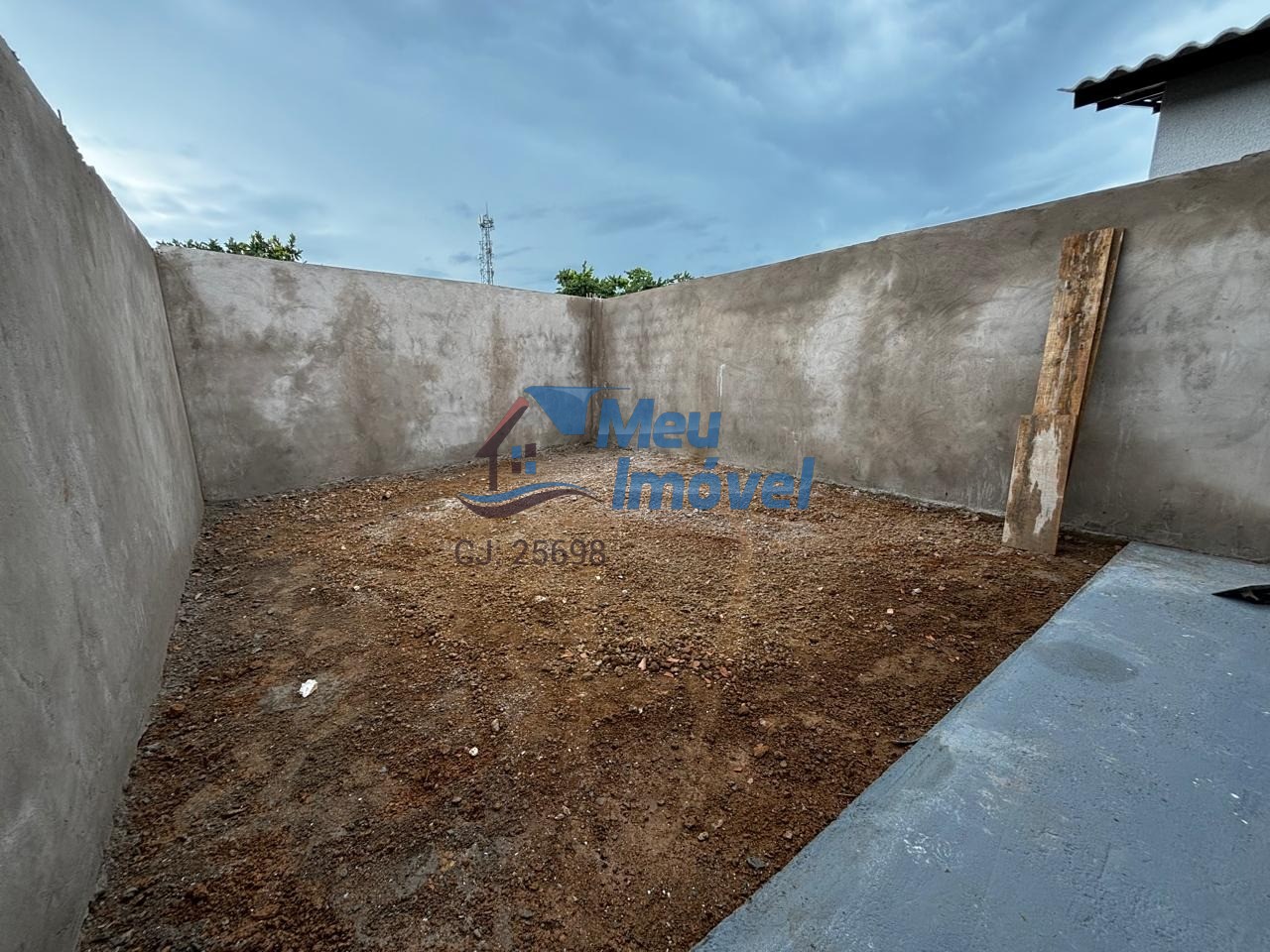 Parque Alvorada Luziânia Casa 2 Quartos 3 Vagas 70m² Área de Serviço Granito