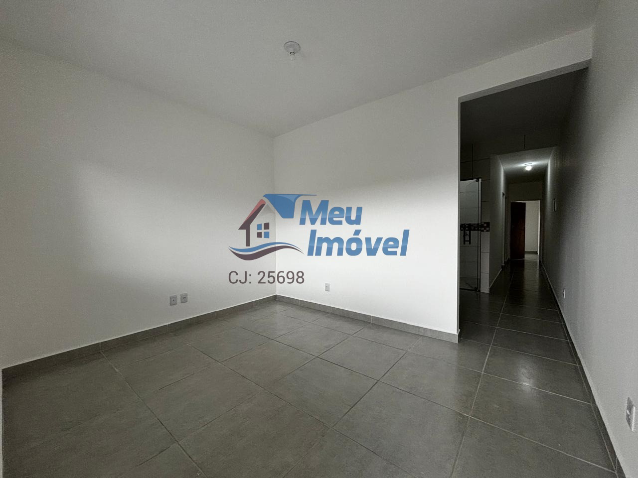 Parque alvorada luziânia casa 2 quartos 3 vagas 70m² área de