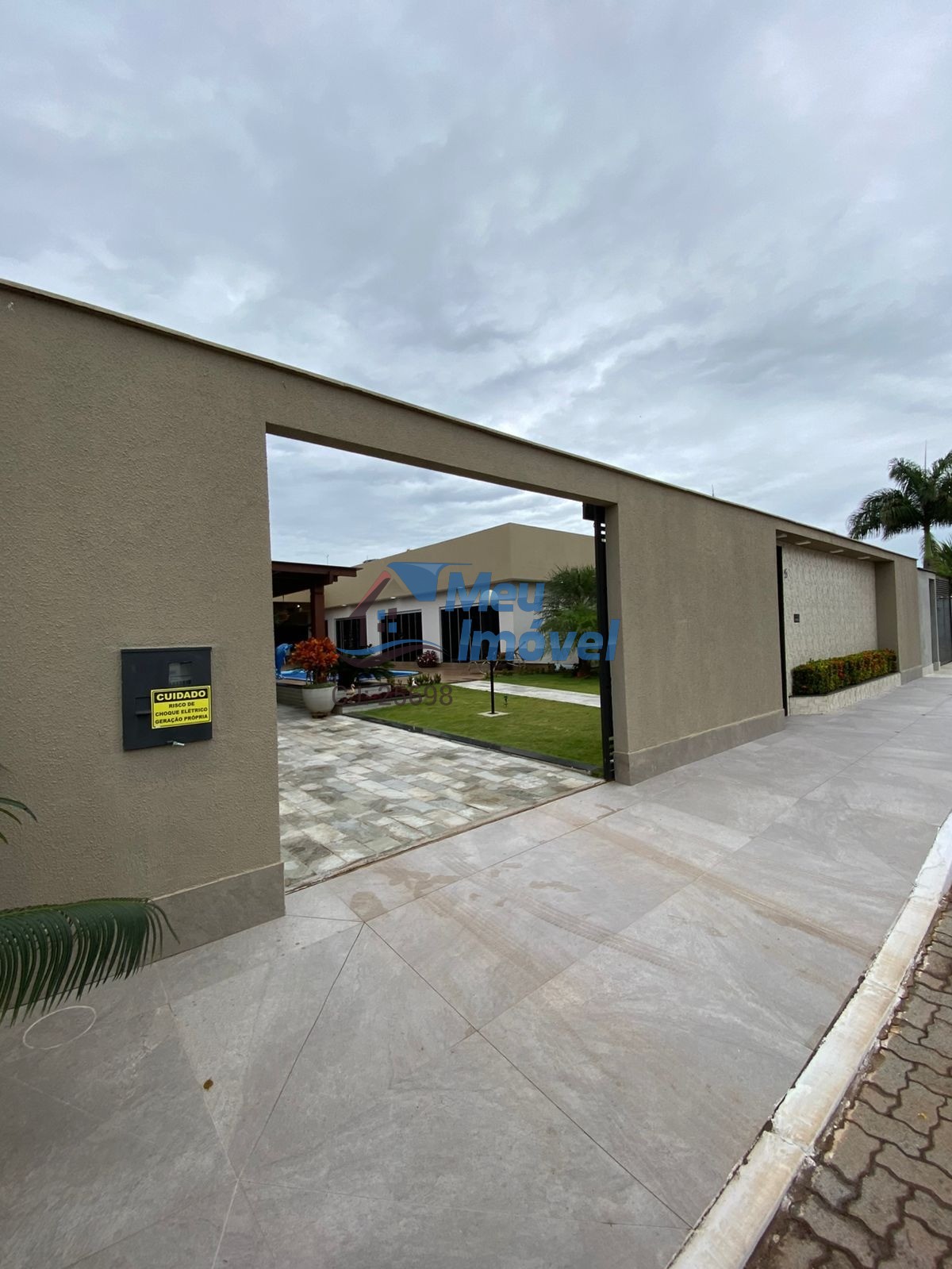 Residencial Ouro Verde Ponte Alta Norte Gama 3 Quartos 2 Suítes 4 Vagas 800m²