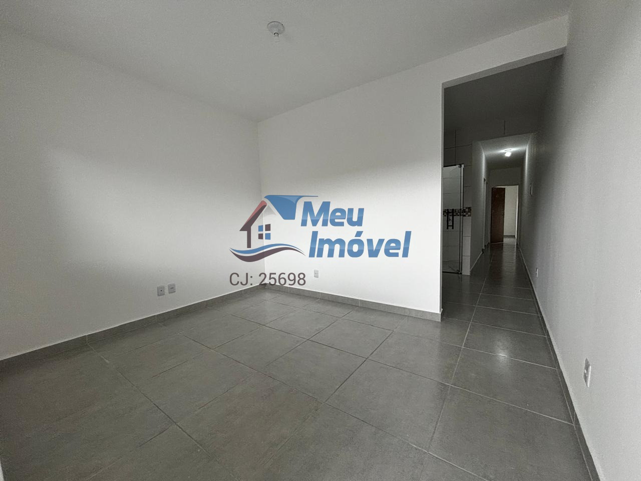 Parque alvorada luziânia casa 2 quartos 3 vagas 70m² área de