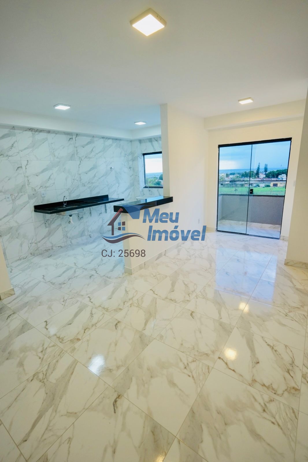 Condomínio acapulco ii valparaíso apto 2 quartos 1 vaga 65m²