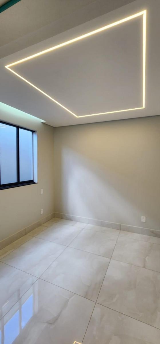 Casa, 3 quartos, 250 m² - Foto 13