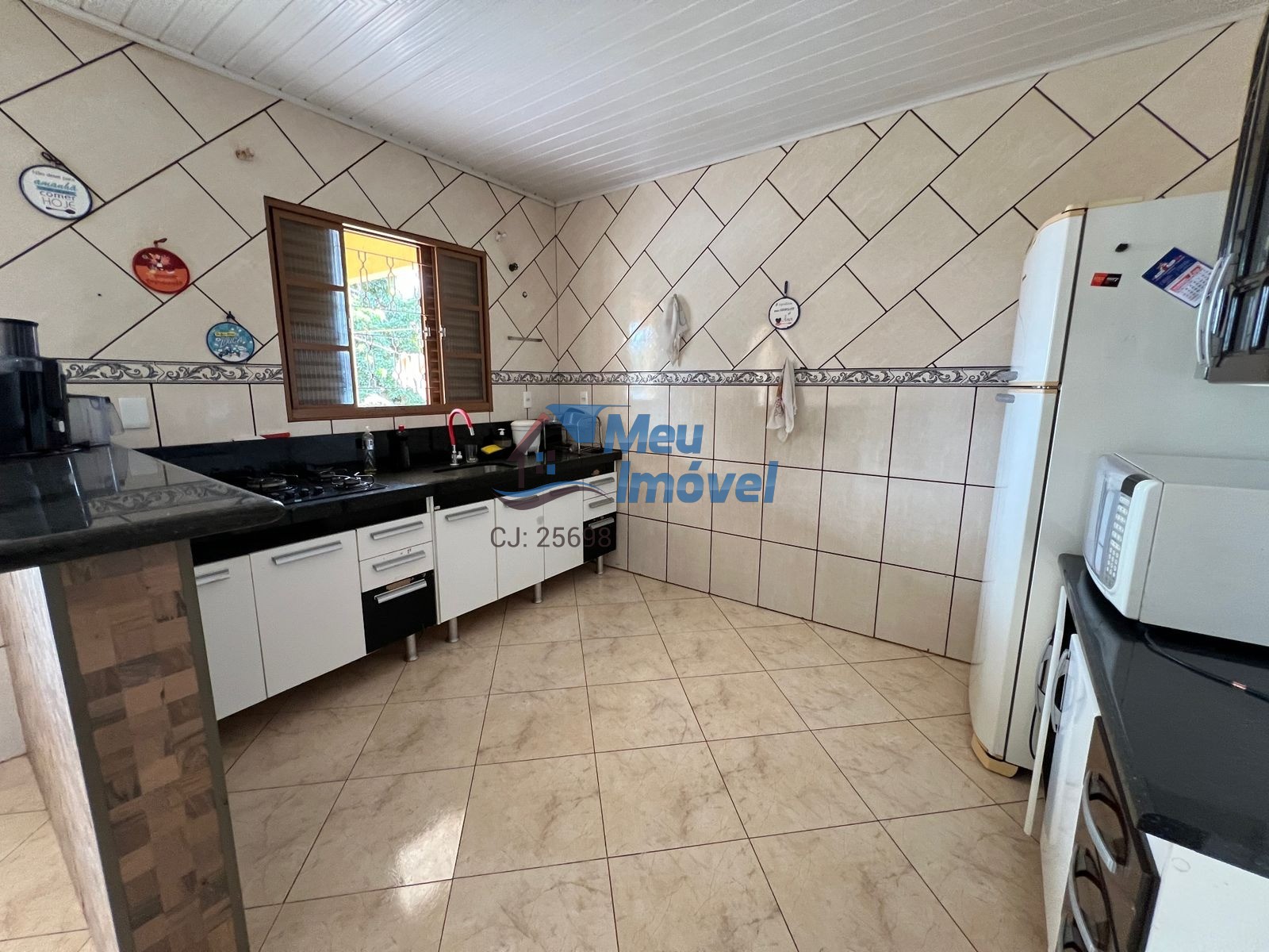 Rua 3 c vicente pires casa 3 quartos 6 vagas 800m² área de s