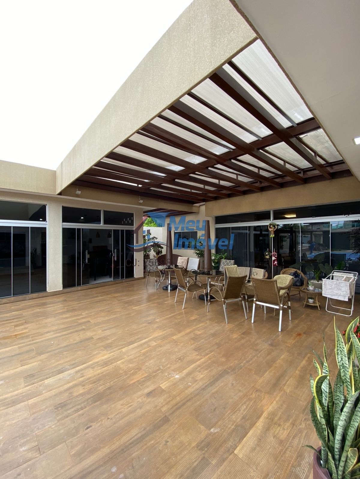 Residencial ouro verde ponte alta norte gama 3 quartos 2 suí