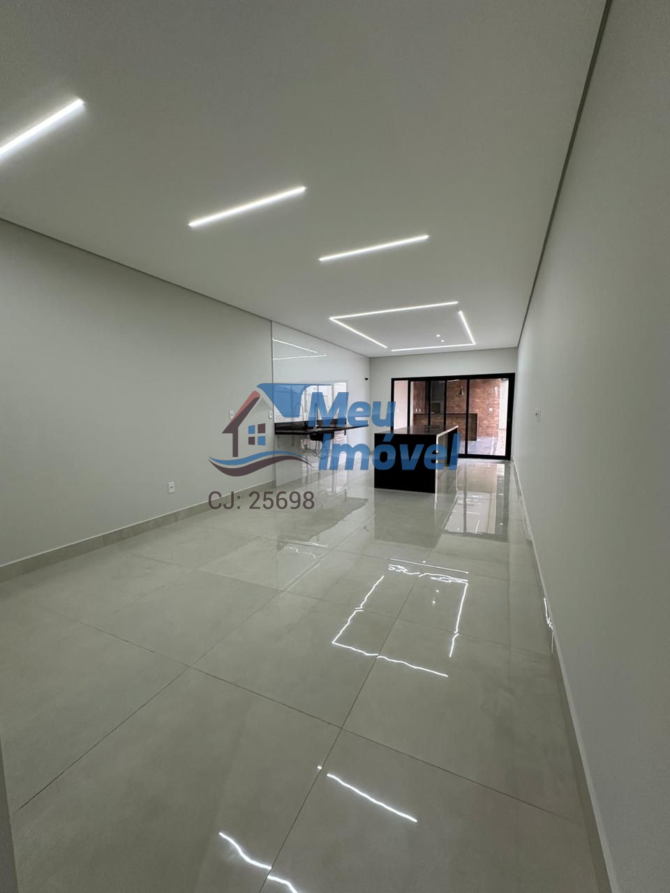 Rua 8 vicente pires casa 4 quartos 3 suítes 4 vagas 400m² pi