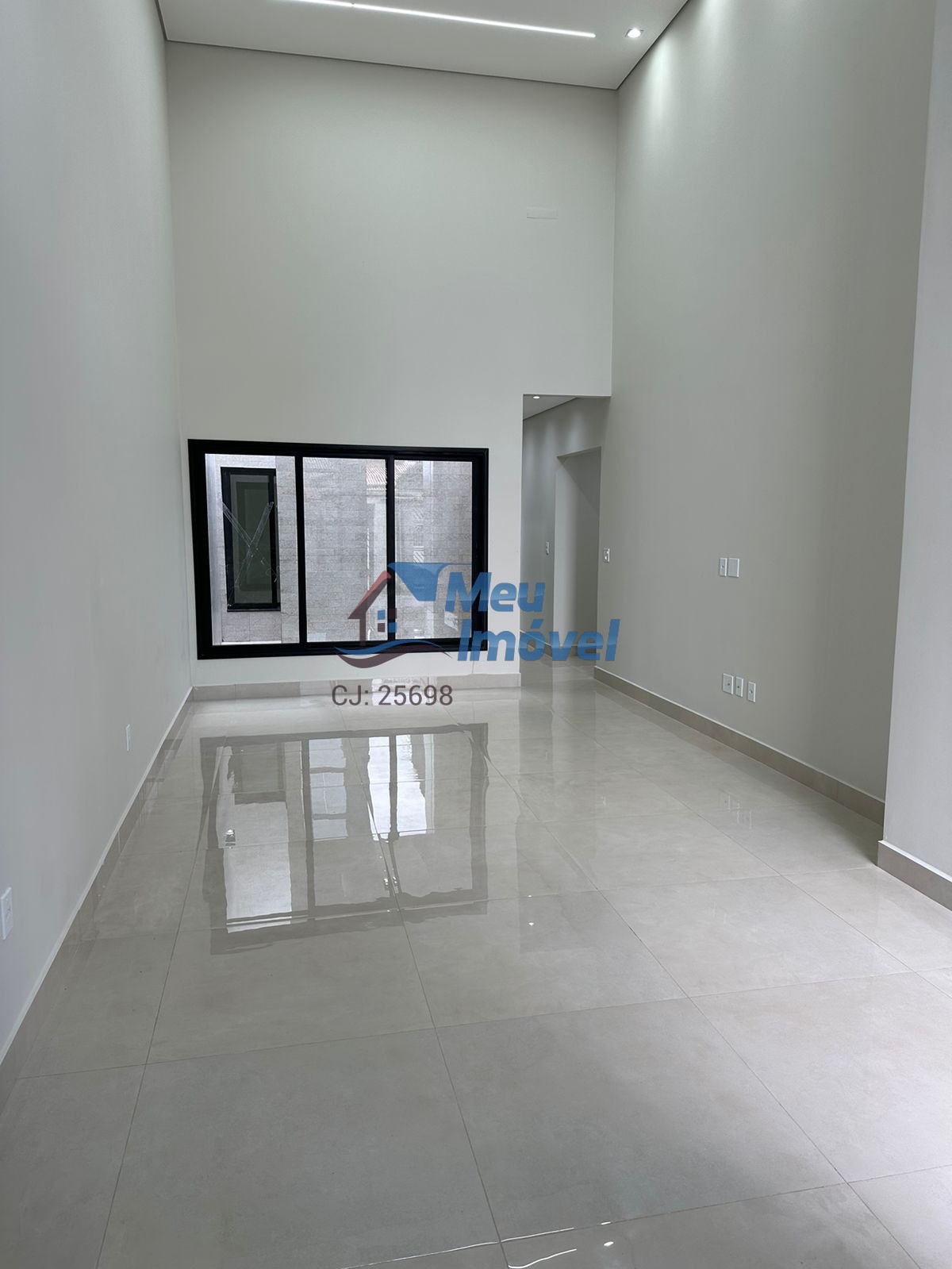 Rua 8 vicente pires casa 4 quartos 3 suítes 4 vagas 400m² pi