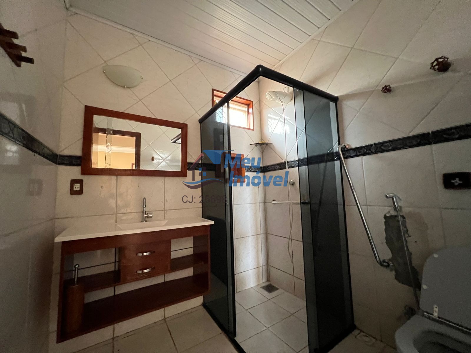Rua 3 c vicente pires casa 3 quartos 6 vagas 800m² área de s