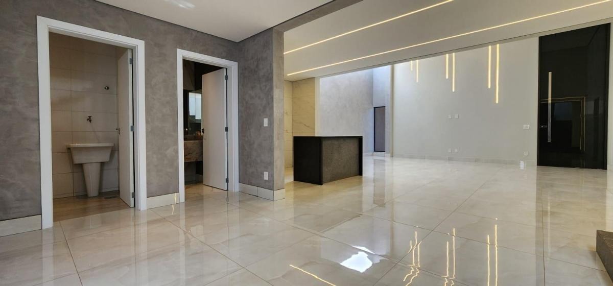Casa, 3 quartos, 250 m² - Foto 6