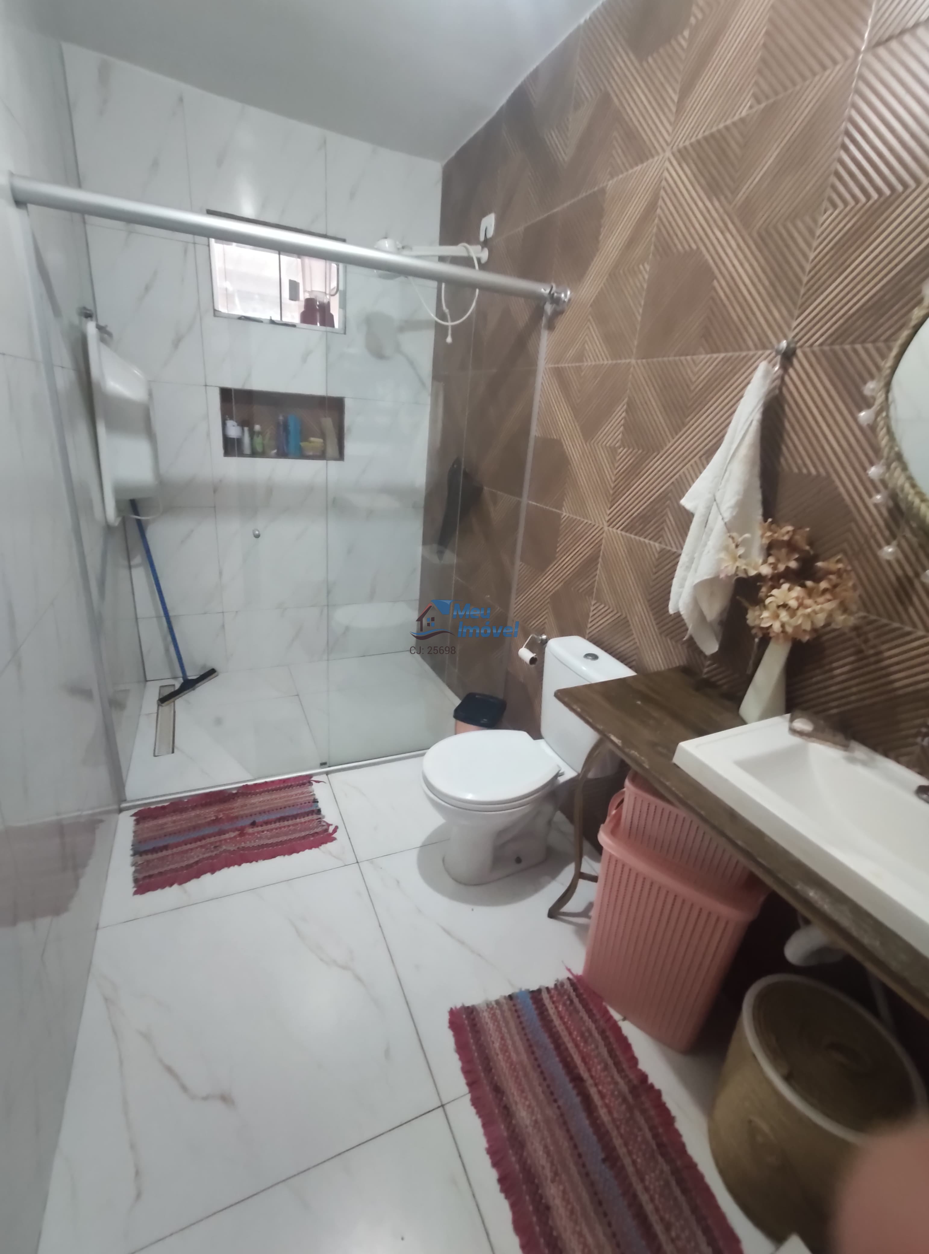 Qnn 18 ceilândia sul casa 4 quartos 2 vagas 204m² copa escri