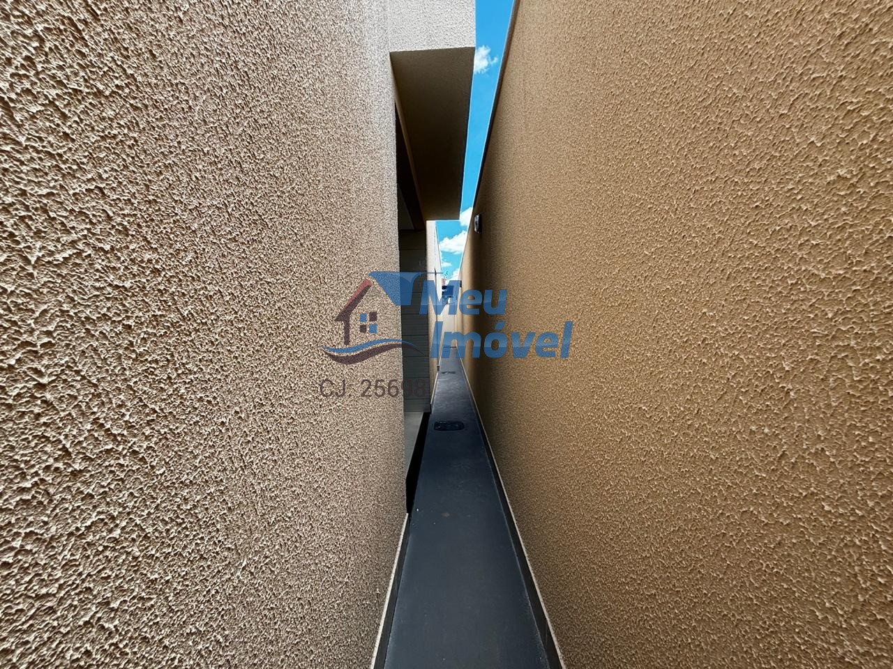 Casa setor leste luziânia 3 quartos 1 suíte 2 vagas 80m² ban