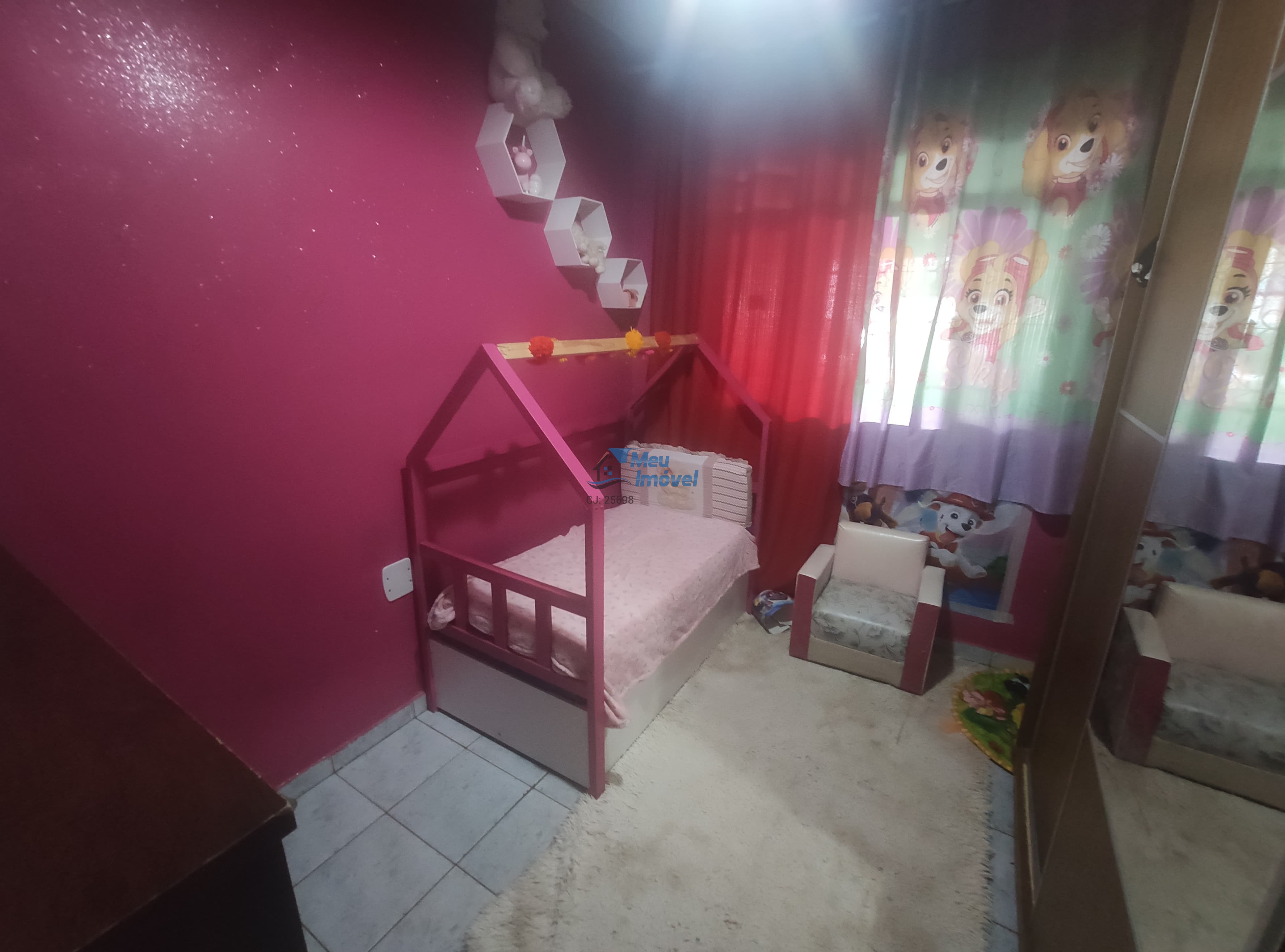 Qnn 18 ceilândia sul casa 4 quartos 2 vagas 204m² copa escri