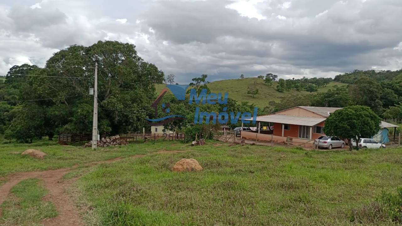 Sítio mato grande luziânia 2 casas 6 quartos 1 suíte 2 vagas