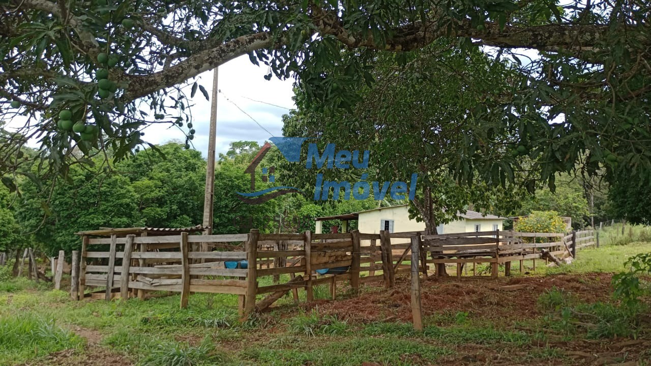 Sítio mato grande luziânia 2 casas 6 quartos 1 suíte 2 vagas