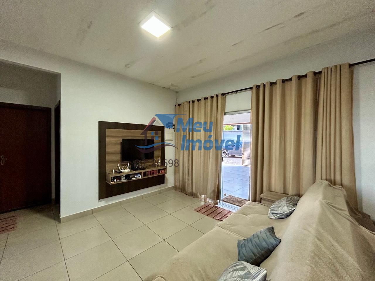 Cond park bela vista arniqueiras casa 2 quartos 3 vagas 200m