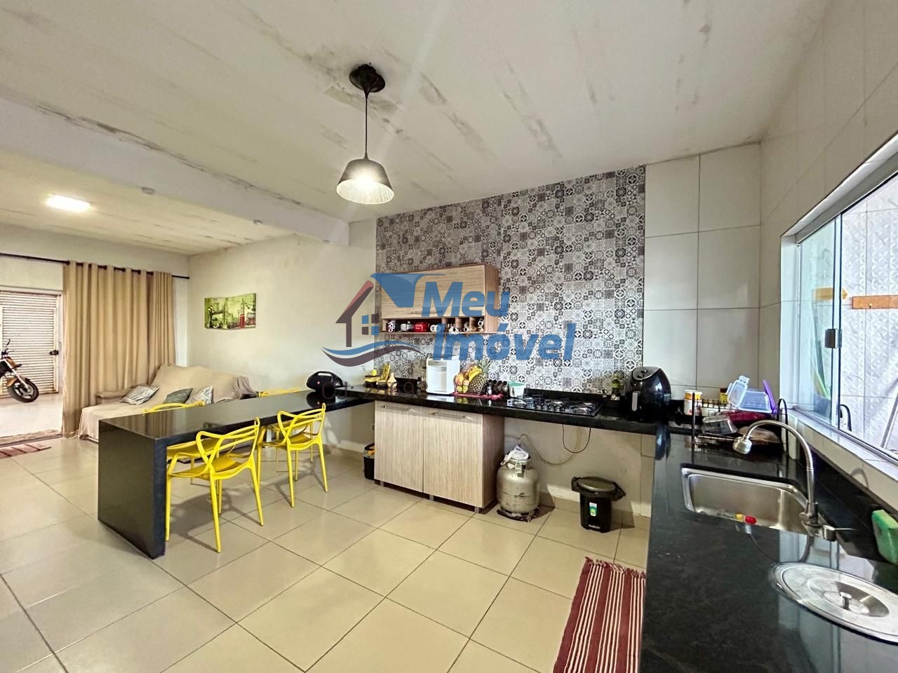Cond park bela vista arniqueiras casa 2 quartos 3 vagas 200m