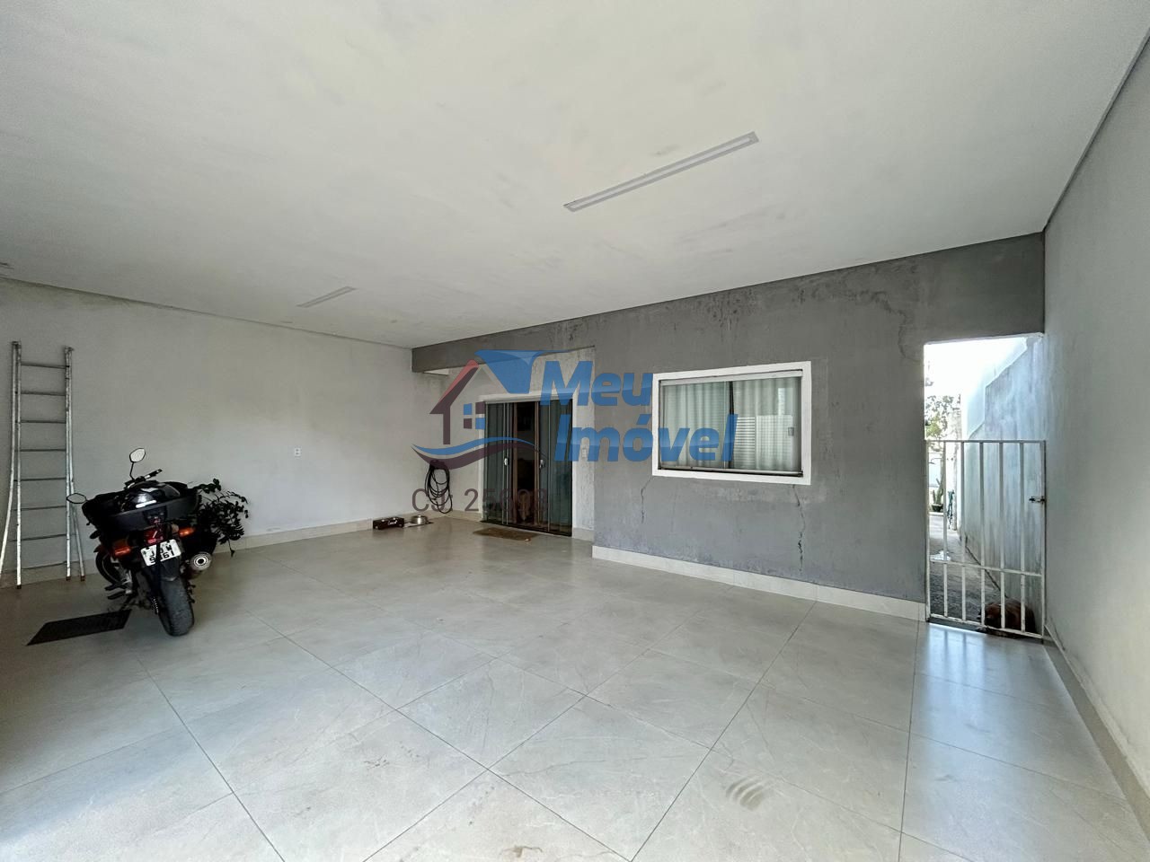 Cond park bela vista arniqueiras casa 2 quartos 3 vagas 200m