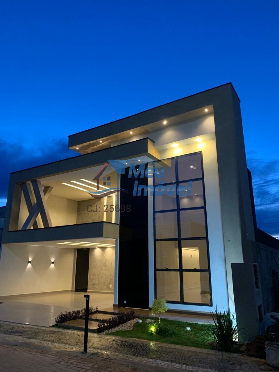 Casa, 3 quartos, 255 m² - Foto 1
