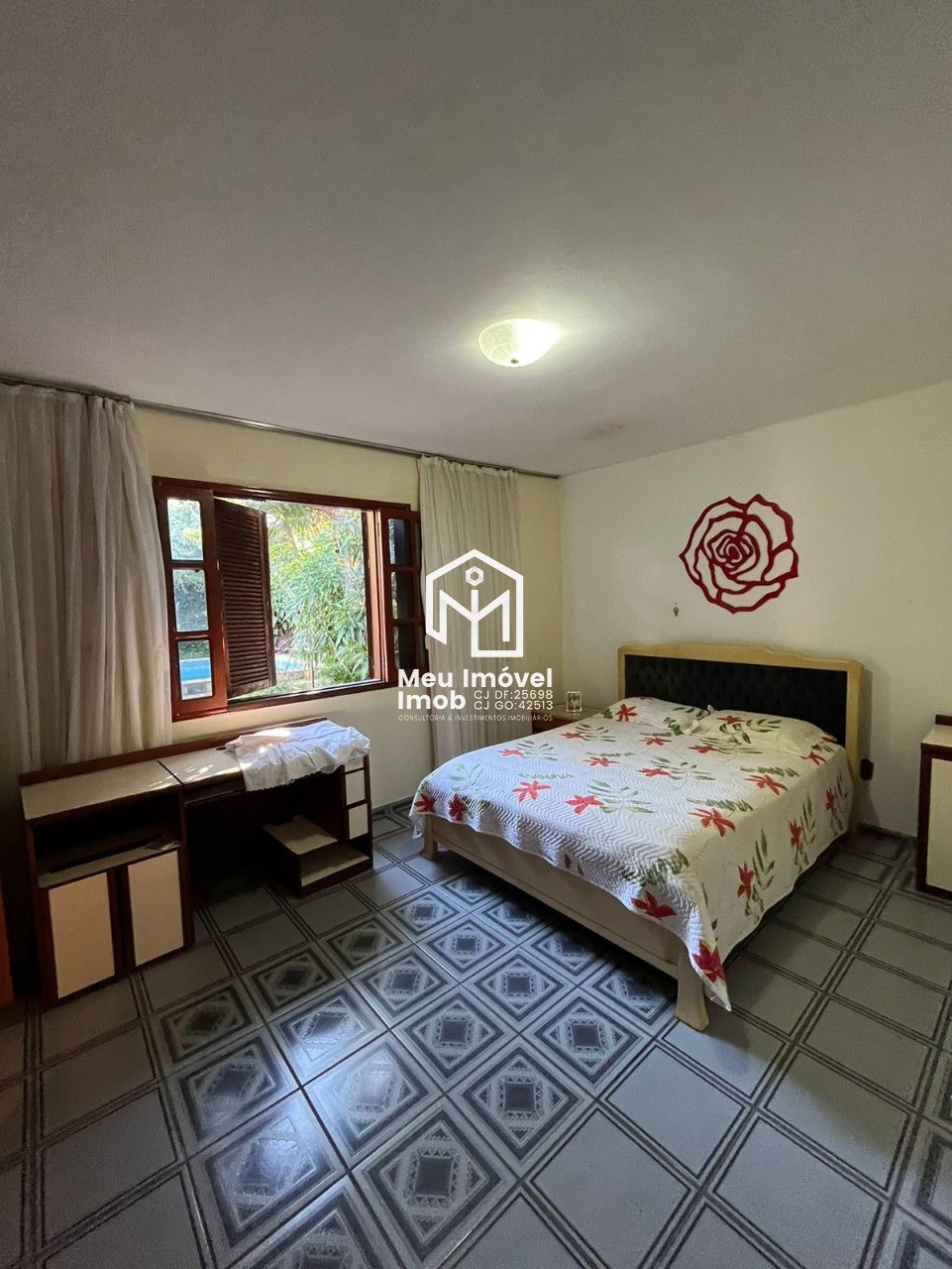Casa, 6 quartos, 640 m² - Foto 1