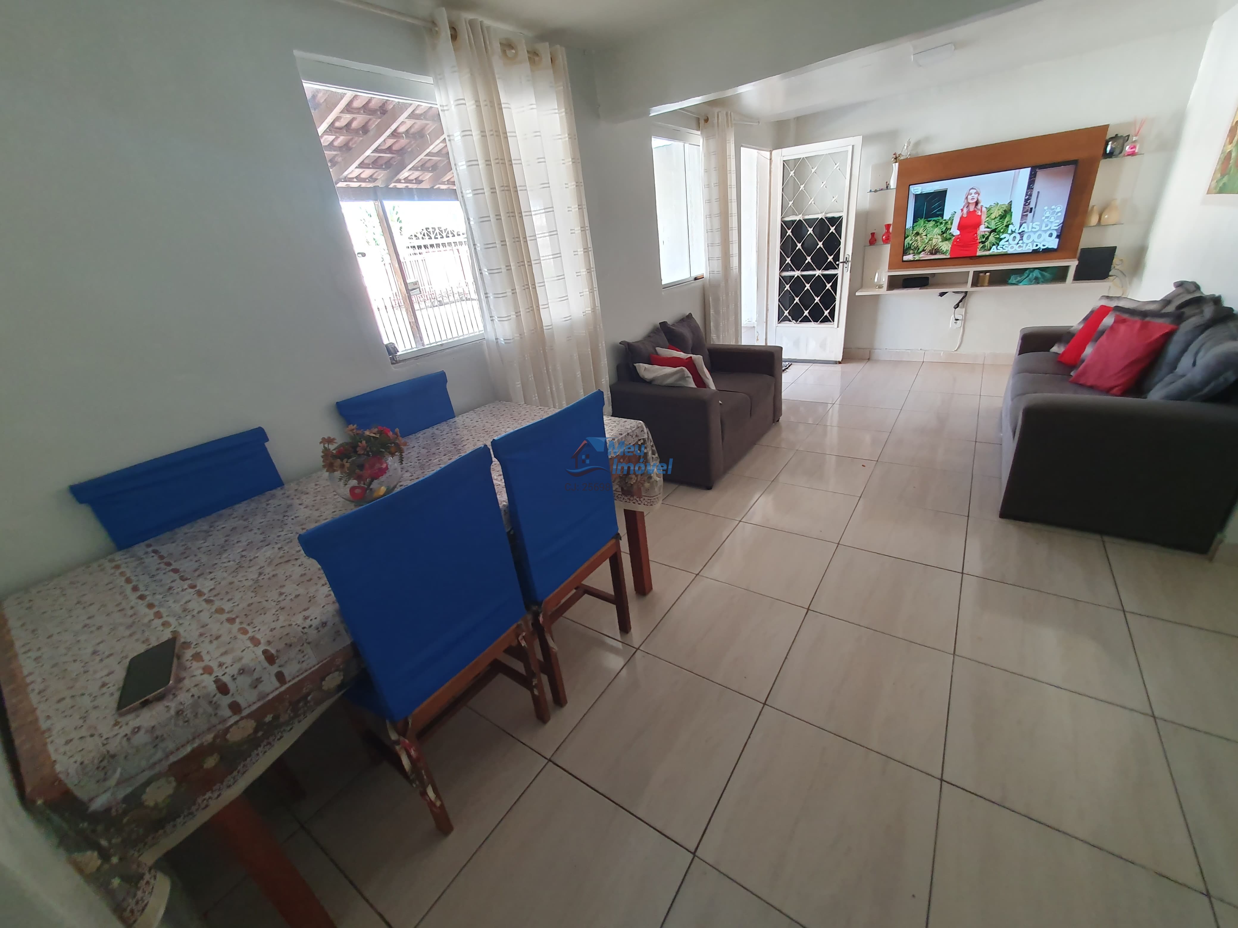 Casa, 6 quartos, 150 m² - Foto 1