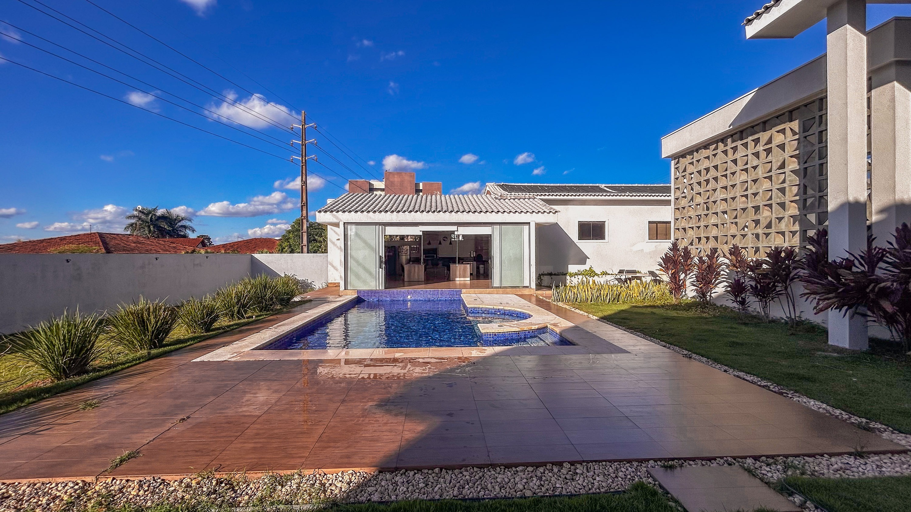 Casa, 4 quartos, 610 m² - Foto 2