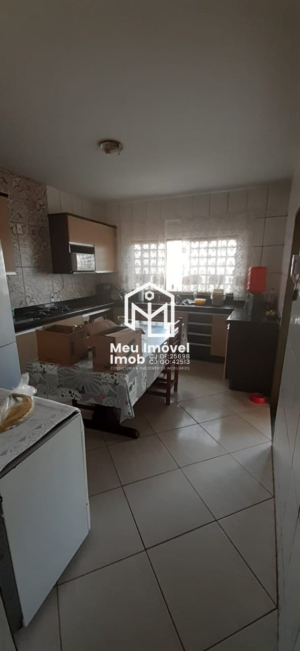 Casa, 4 quartos, 230 m² - Foto 3